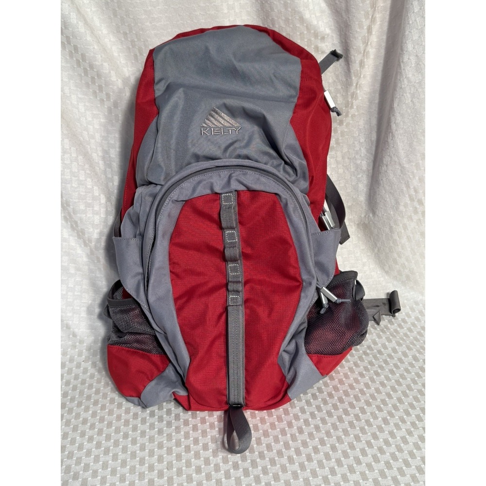 Kelty Lynx 2200 ST Red Gray Daypack Backpack 36 Liter Capacity